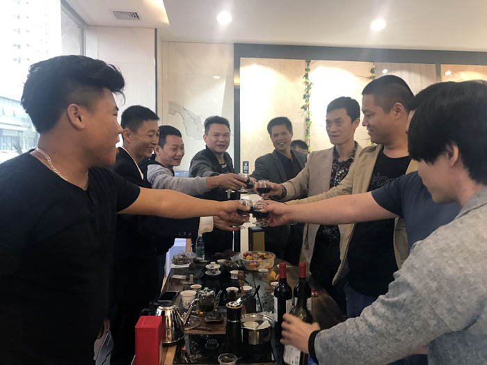 陶瓷一線黄瓜视频APP免费下载 黄瓜视频网站陶瓷磚 中山古鎮300平專賣店開業盛典圓滿成功