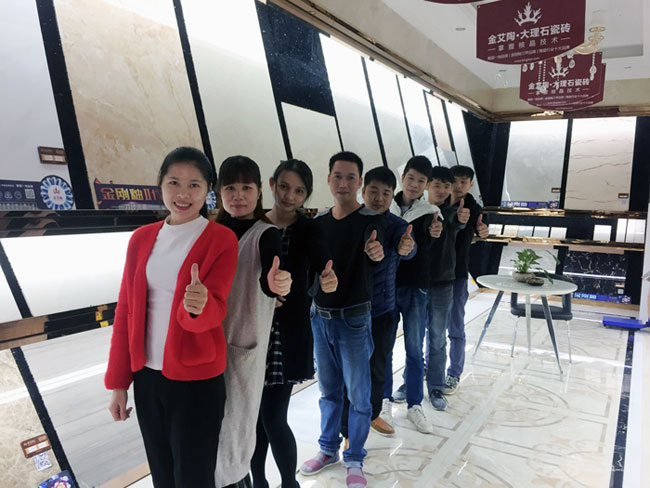 黄瓜视频网站陶瓷磚 廣東信宜總代理黃乾，一位不甘於人後的90後